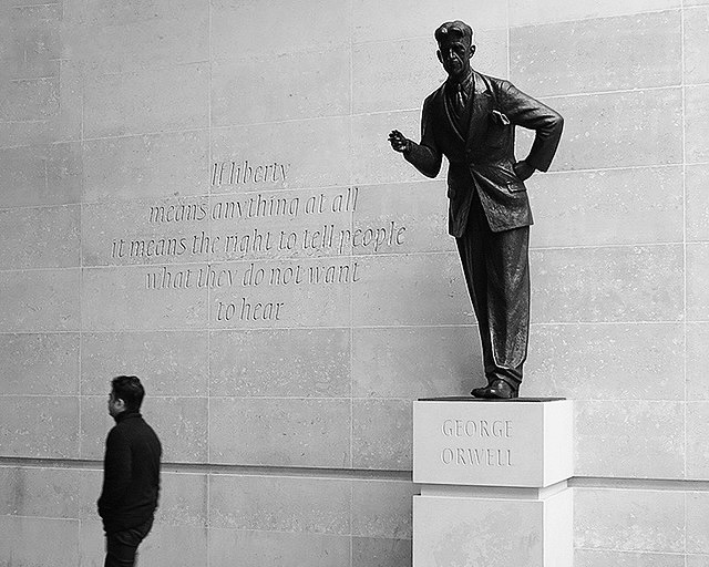 Review: Wifedom: Mrs Orwell’s Invisible Life by Anna&nbsp;Funder